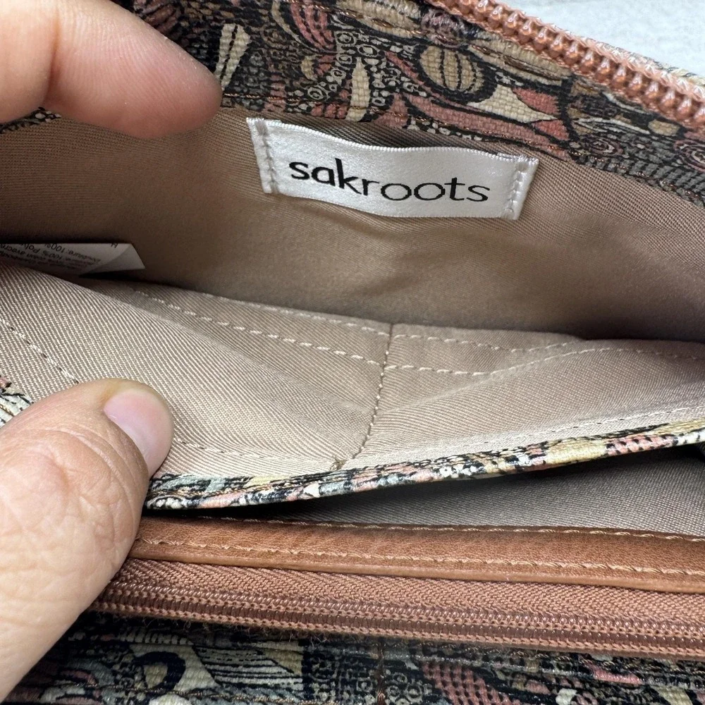Sakroots Wallet Womens 8x4 Multicolor‎ Zip-Around Floral Canvas Faux Leather